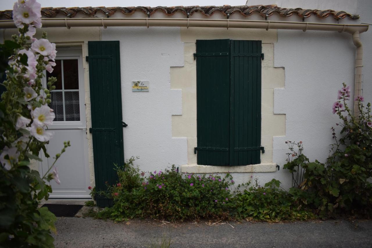 La Maison Du Facteur Saint-Denis-d'Oleron Exterior photo
