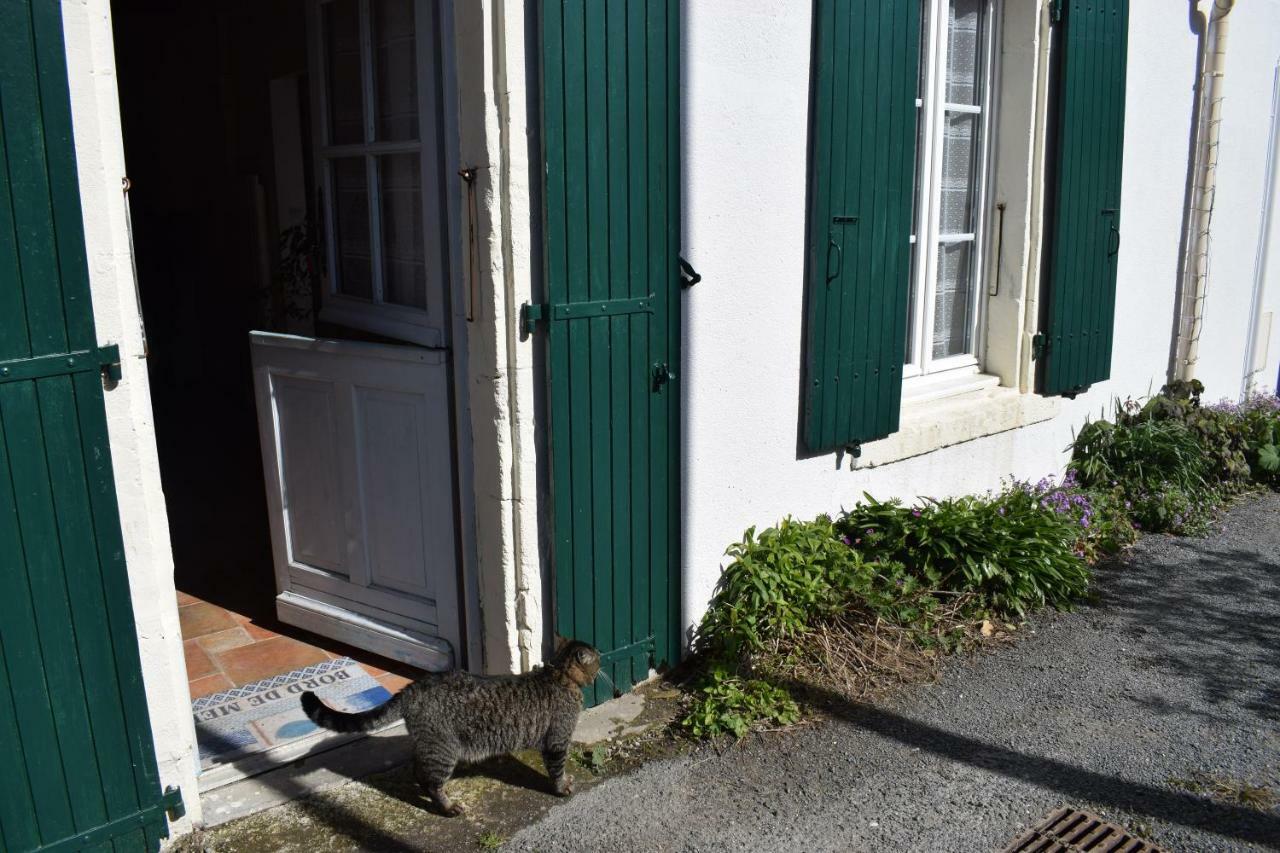 La Maison Du Facteur Saint-Denis-d'Oleron Exterior photo